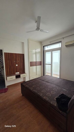 Bedroom in 3 BHK Apartment at Ambala Highway – for Rent