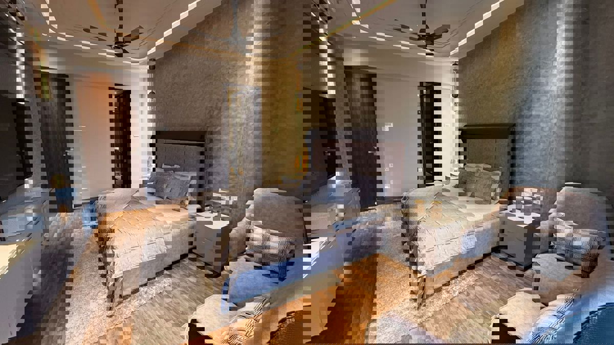 3 BHK + Pooja Room 1800 Sq.Ft. Apartment in GHB Splande