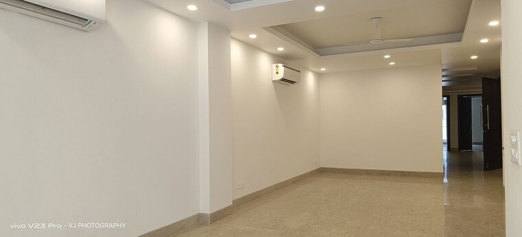 Room, malviya nagar 3 Bedroom 1800 Sq.Ft. Builder Floor In Malviya Nagar Delhi 9686827
