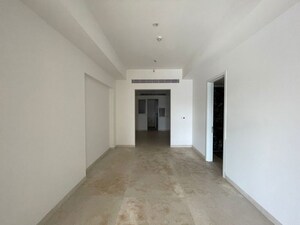 Room in 5 BHK Apartment at Mantri Blossom, Ashok Nagar – for Sale