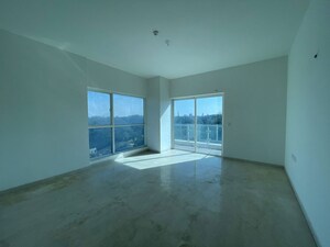 Room in 5 BHK Apartment at Mantri Blossom, Ashok Nagar – for Sale