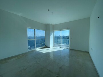 Room in 5 BHK Apartment at Mantri Blossom, Ashok Nagar – for Sale