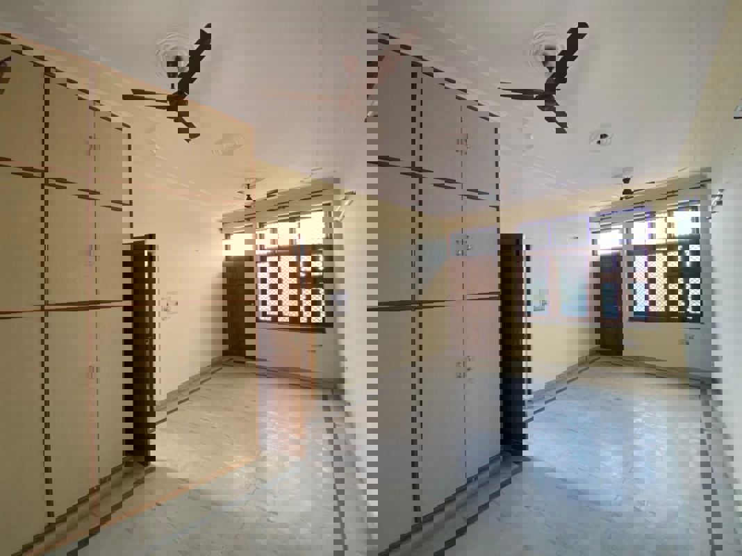 1 BHK Independent House For Rent in Sector 49