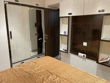 Bedroom in 1 BHK Apartment at Hiranandani Regent Hill, Powai – for Rent