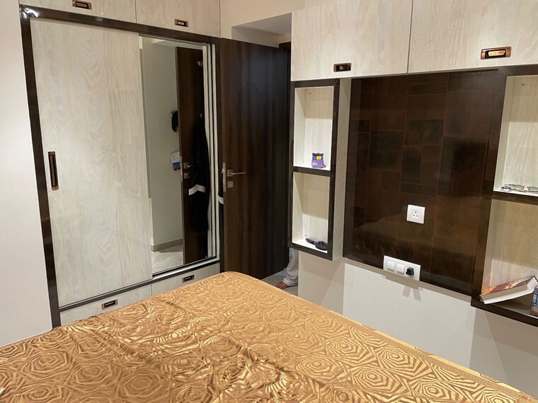 Bedroom, hiranandani-regent-hill 1 Bedroom 379 Sq.Ft. Apartment In Powai Mumbai 9687325