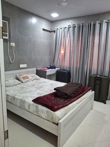 Bedroom in 2 BHK Apartment at Bandra West – for Rent