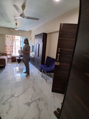 Team Area in 1 BHK Apartment at Krishna Kripa Apartment, Khar West – for Sale