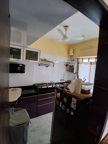 Team Area in 1 BHK Apartment at Krishna Kripa Apartment, Khar West – for Sale