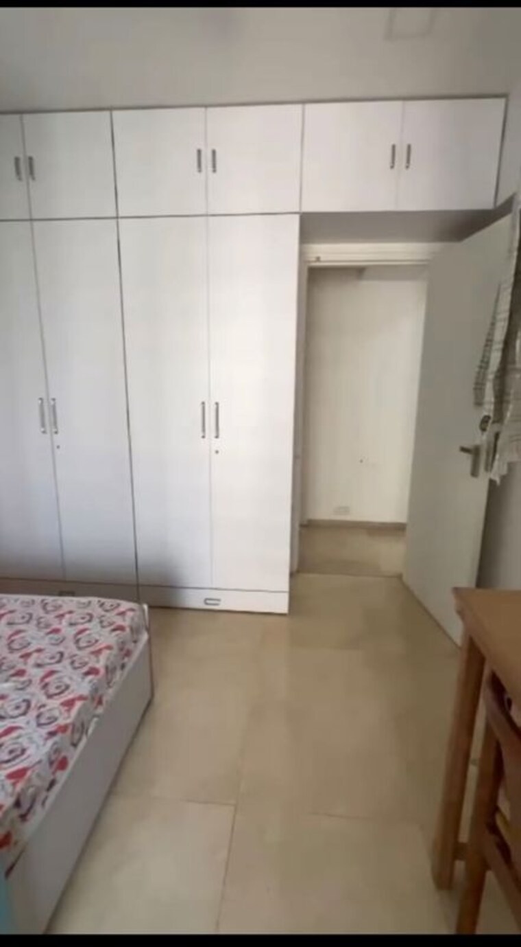 Room, satellite-royale 2 Bedroom 1050 Sq.Ft. Apartment In Goregaon East Mumbai 9604529