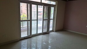 Room in 3 BHK Independent House at Sector 55 – for Rent
