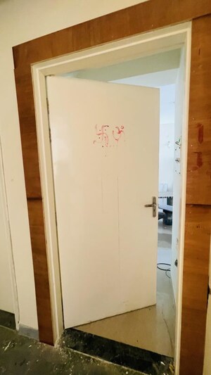 Furnished Amenities in 2 BHK Apartment at Jaypee Greens Kosmos, Sector 134 – for Rent