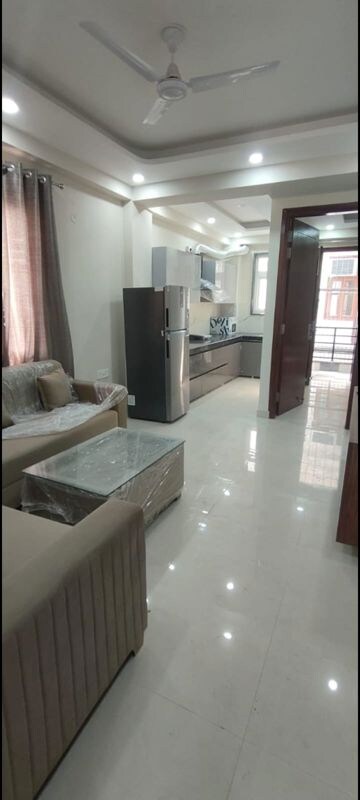 Kitchen in 2 BHK Builder Floor at RWA Residential Society, Sector 40 – for Rent