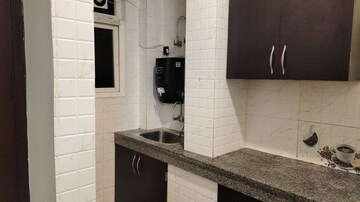 Bathroom in 1 BHK Builder Floor at RWA Residential Society Sector 46, Sector 46 – for Rent