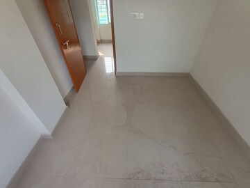 Room in 2 BHK Apartment at Barasat – for Rent