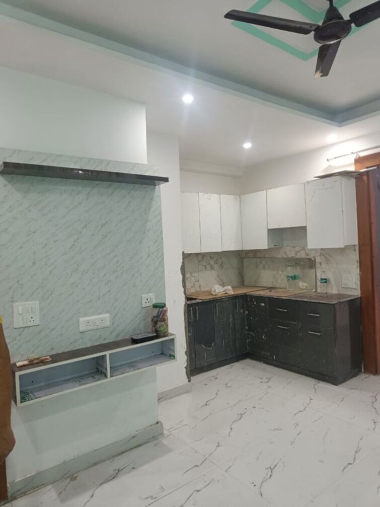 Kitchen, sector 49 2 Bedroom 900 Sq.Ft. Builder Floor In Sector 49 Noida 9687624