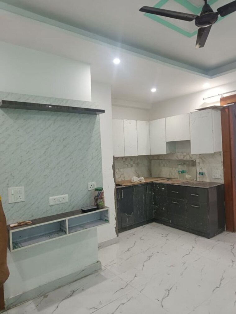 Kitchen, sector 49 2 Bedroom 900 Sq.Ft. Builder Floor In Sector 49 Noida 9687624