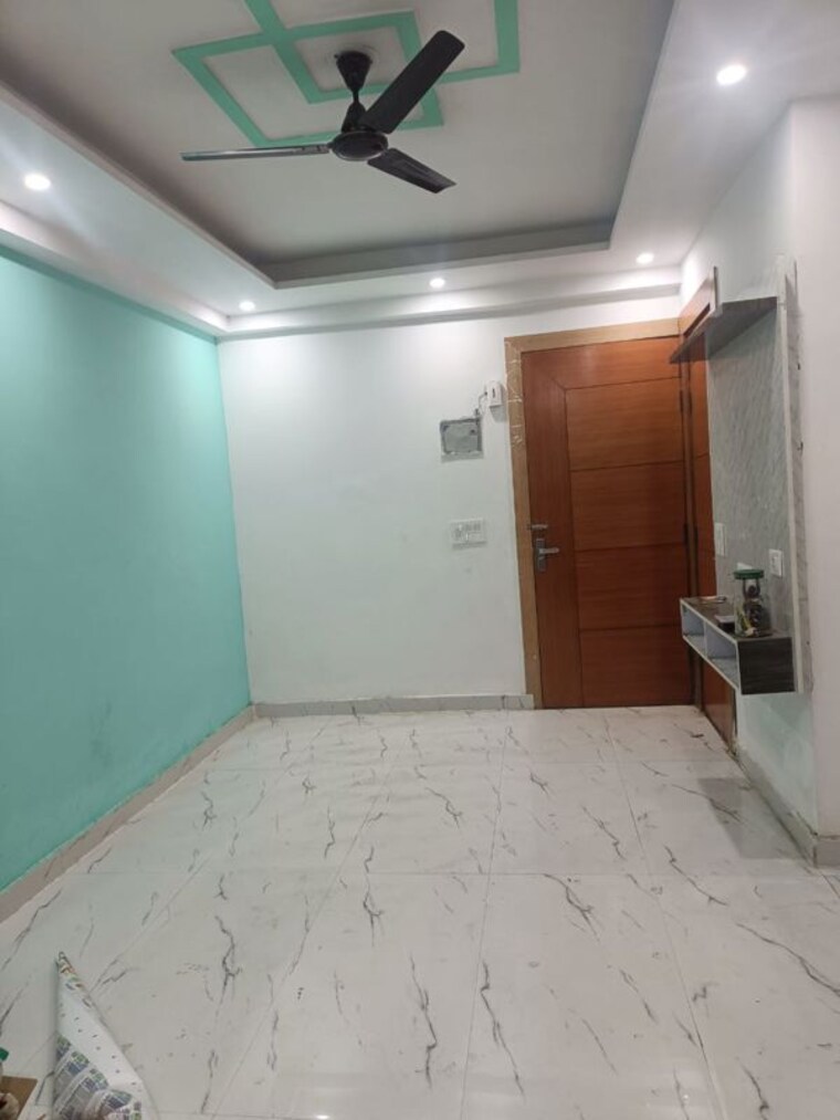 Room, sector 49 2 Bedroom 900 Sq.Ft. Builder Floor In Sector 49 Noida 9687624