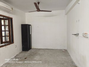 Room in 5 BHK Independent House at West Marredpally – for Sale