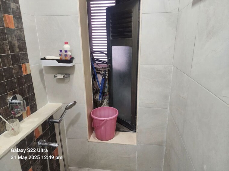 Bathroom, raheja-acropolis 2.5 Bedroom 1235 Sq.Ft. Apartment In Deonar Mumbai 9687992