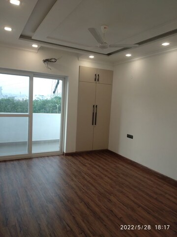 Room in 4 BHK Builder Floor at Sector 85 – for Sale