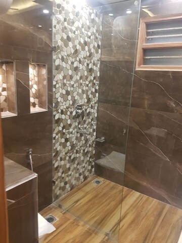 Bathroom in 3 BHK Builder Floor at Sector 85 – for Sale