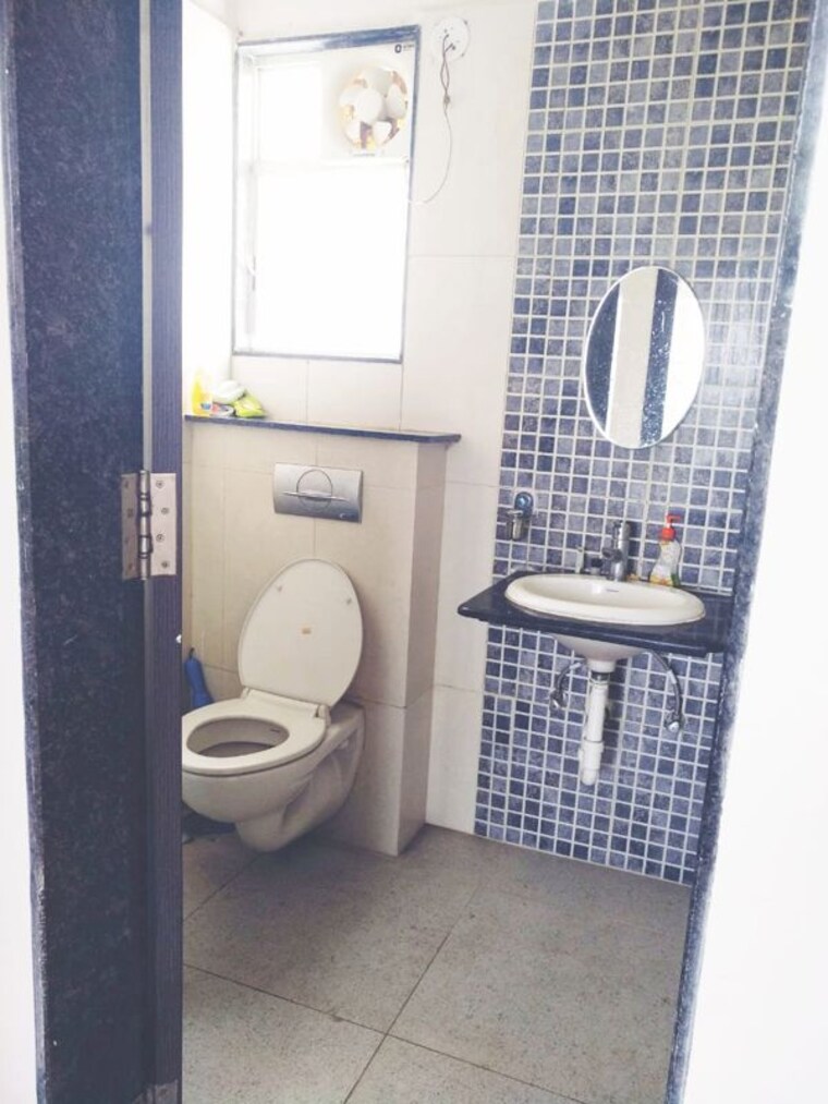 Bathroom, kolte-patil-life-republic 3 Bedroom 1200 Sq.Ft. Apartment In Hinjewadi Pune 9688149