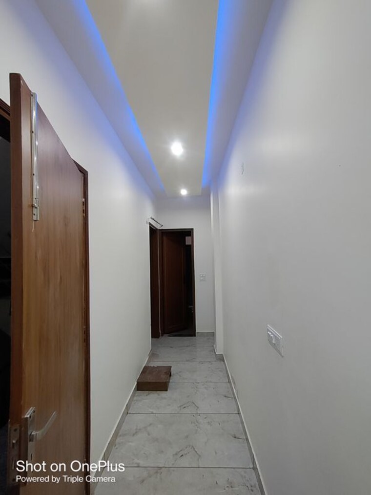 undefined, dwarka mor 2 Bedroom 80 Sq.Yd. Builder Floor In Dwarka Mor Delhi 8805185