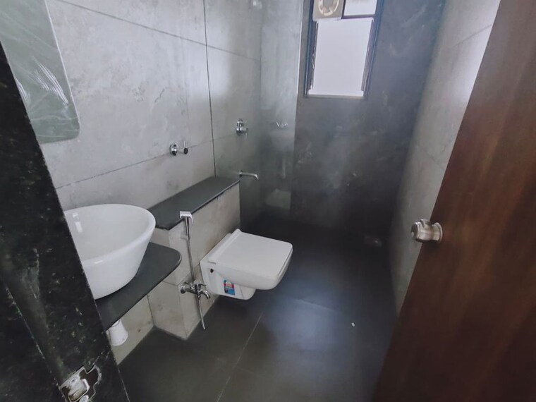 Bathroom, baner 3 Bedroom 1755 Sq.Ft. Apartment In Baner Pune 9688195