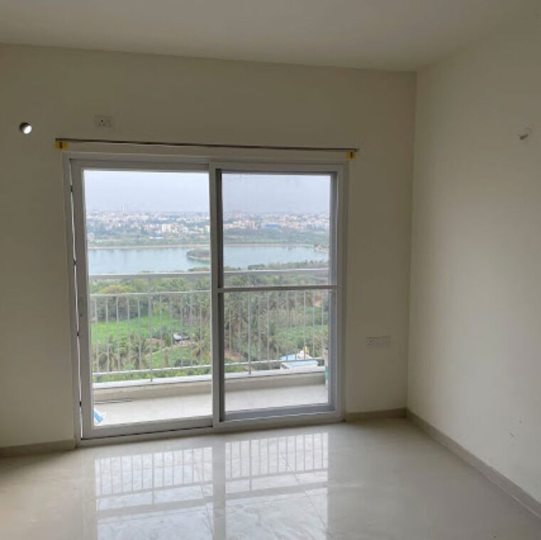 Room, rohan-upavan 1 Bedroom 590 Sq.Ft. Apartment In Byrathi Bangalore 9688368