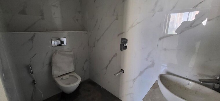 Bathroom, alliance-fortuna-blue 2 Bedroom 749 Sq.Ft. Apartment In Lower Parel Mumbai 9688498