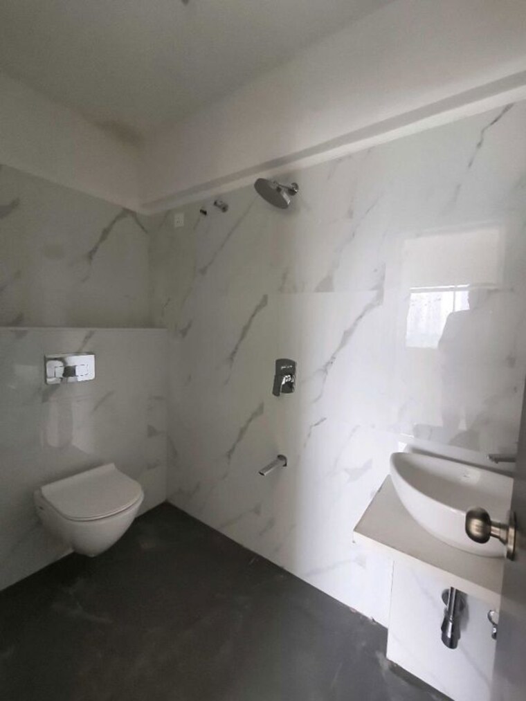 Bathroom, alliance-fortuna-blue 2 Bedroom 749 Sq.Ft. Apartment In Lower Parel Mumbai 9688498