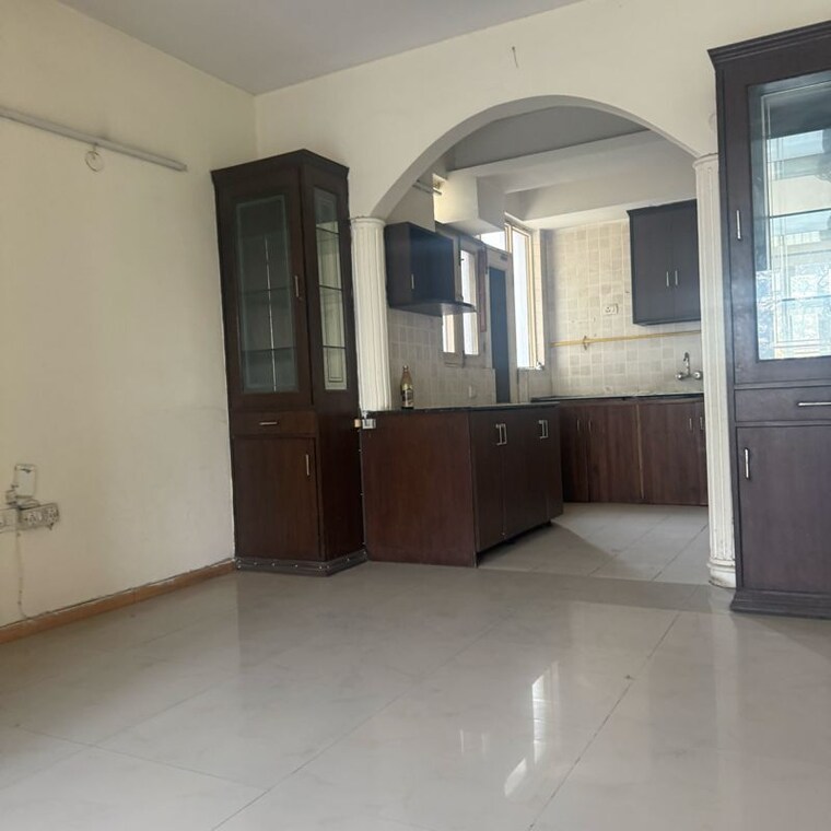 Room, bestech-park-view-residency 3.5 Bedroom 1775 Sq.Ft. Apartment In Sarai Allwardi Gurgaon 9688543