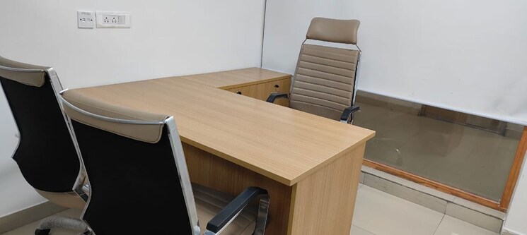 Team Area, sector 4 Commercial Office Space 2000 Sq.Ft. In Sector 4 Noida 9688602