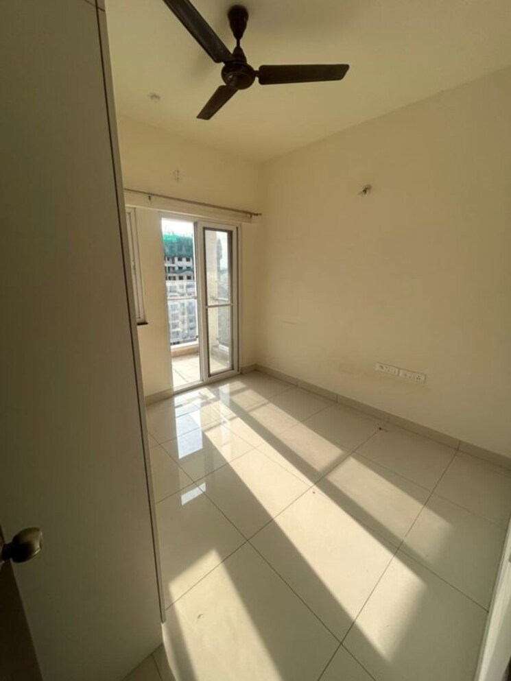 Room, puravankara-silversands 2 Bedroom 900 Sq.Ft. Apartment In Mundhwa Pune 9688588