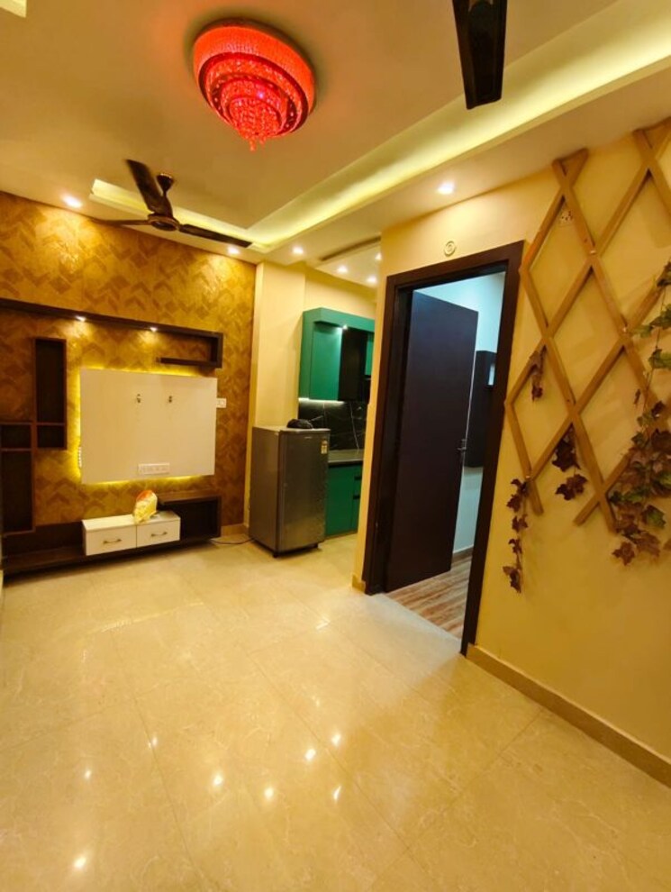 Living Room, dwarka mor 1 Bedroom 405 Sq.Ft. Builder Floor In Dwarka Mor Delhi 9688660