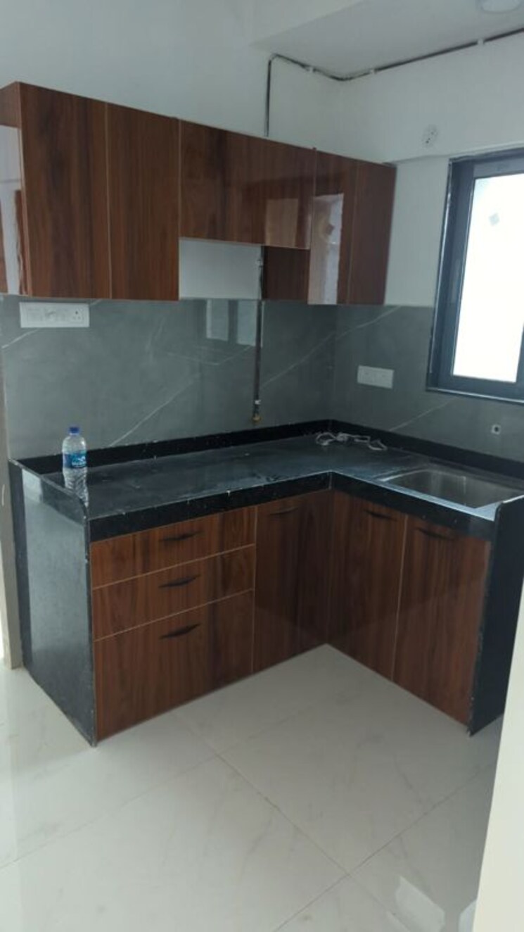 Kitchen, malad east 1 Bedroom 550 Sq.Ft. Apartment In Malad East Mumbai 9689078