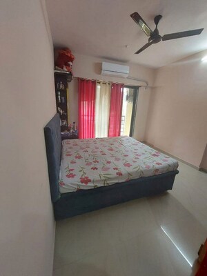 Bedroom in 3 BHK Apartment at Divyam Heights, Andheri West – for Rent