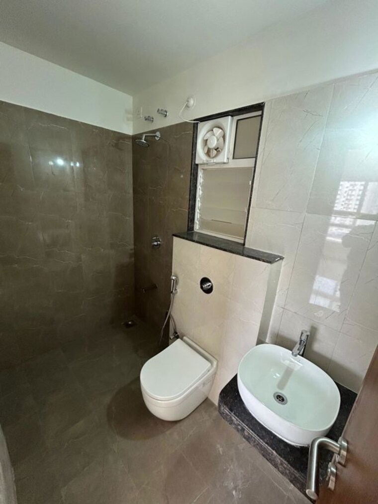 Bathroom, k-raheja-reserve 2 Bedroom 850 Sq.Ft. Apartment In Mohammadwadi Pune 9514579