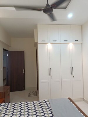Room in 3 BHK Apartment at Bannerghatta Road – for Rent