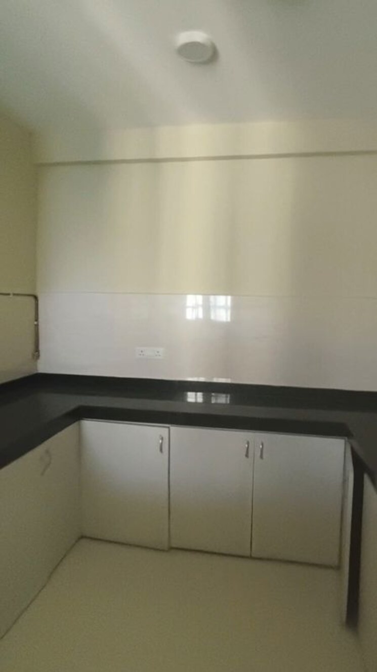 Kitchen, siddha-seabrook 3 Bedroom 1008 Sq.Ft. Apartment In Kandivali West Mumbai 9689360