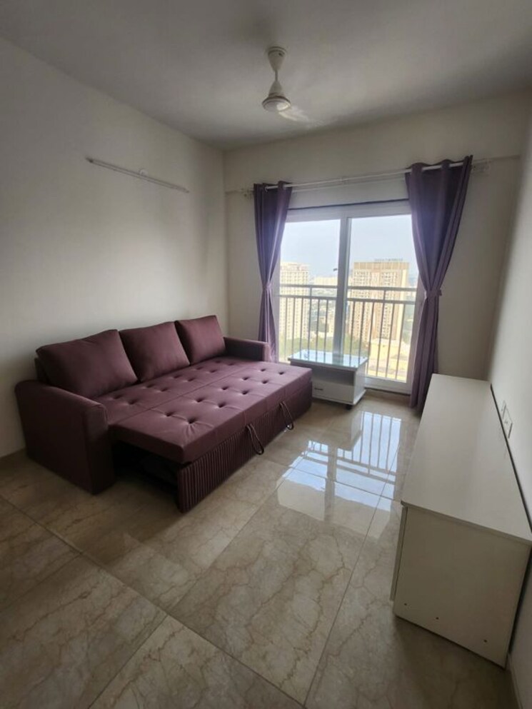 Living Room, shapoorji-pallonji-bkc-28 2 Bedroom 639 Sq.Ft. Apartment In Bandra East Mumbai 9689448