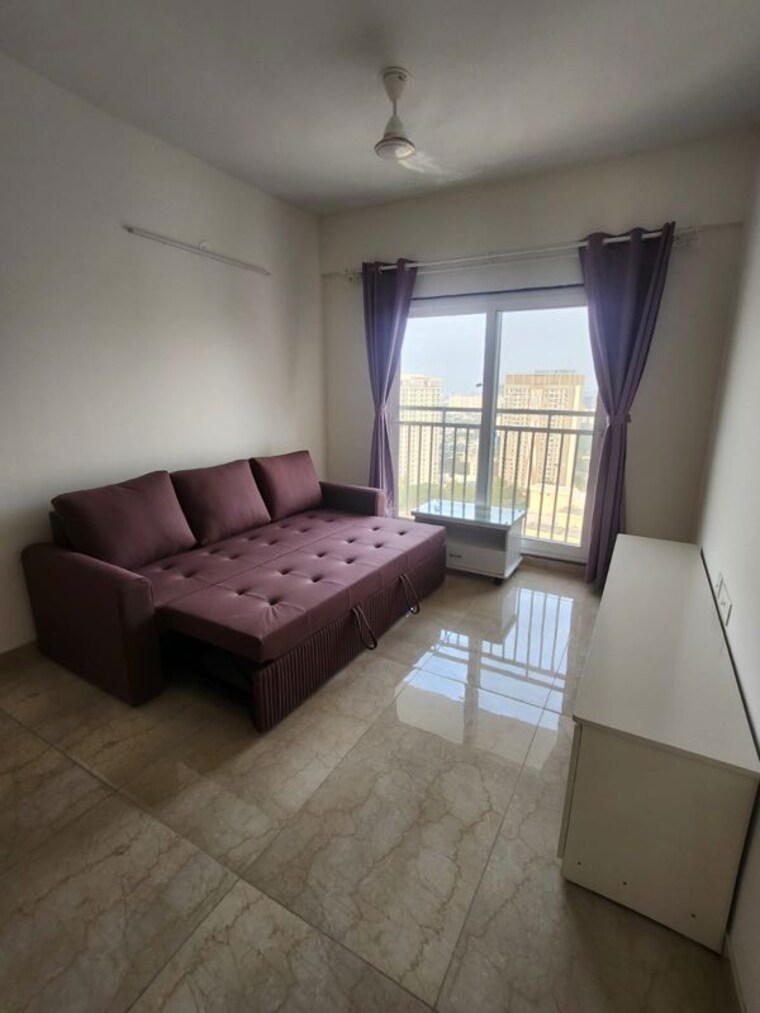 Living Room, shapoorji-pallonji-bkc-28 2 Bedroom 639 Sq.Ft. Apartment In Bandra East Mumbai 9689448