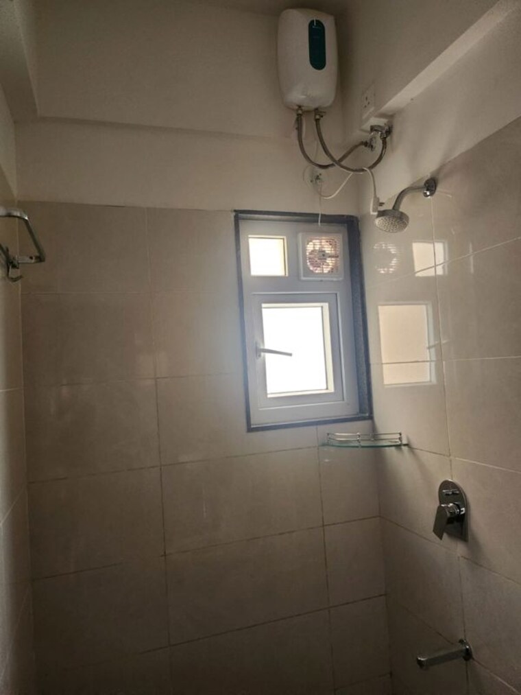 Bathroom, shapoorji-pallonji-bkc-28 2 Bedroom 639 Sq.Ft. Apartment In Bandra East Mumbai 9689448