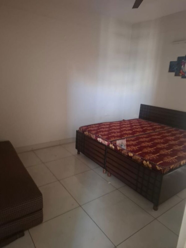 Bedroom, sbp-housing-park 2 Bedroom 900 Sq.Ft. Apartment In Central Derabassi Chandigarh 9689769