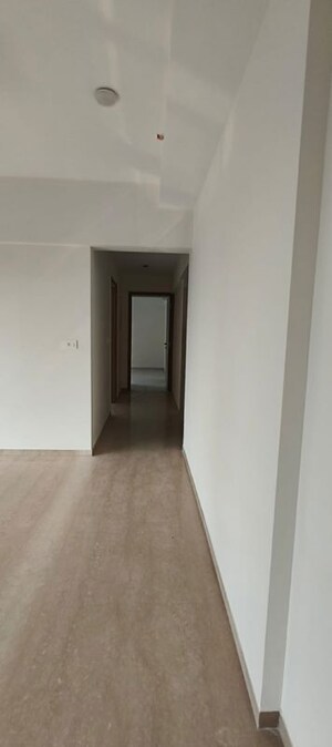 Room in 2 BHK Apartment at Bandra West – for Rent