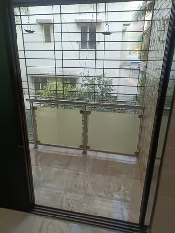 Balcony in 1 RK Apartment at Khar West – for Rent