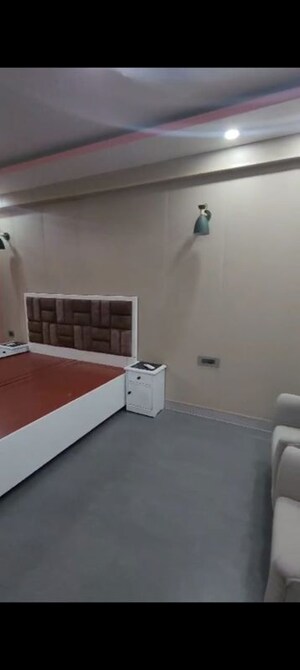 Room in Studio Apartment at Paras Tierea, Sector 137 – for Sale