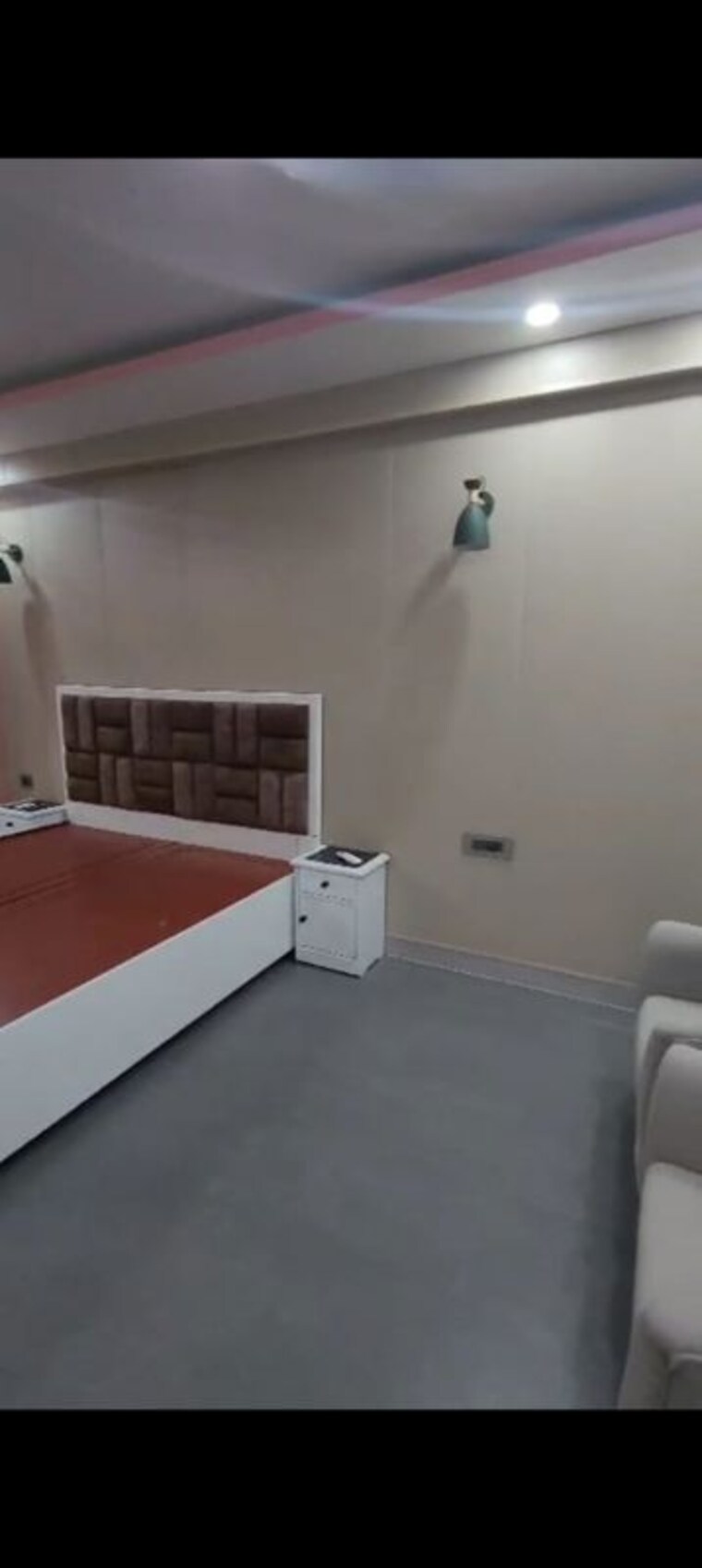 Room, paras-tierea Studio 495 Sq.Ft. Apartment In Sector 137 Noida 9023137