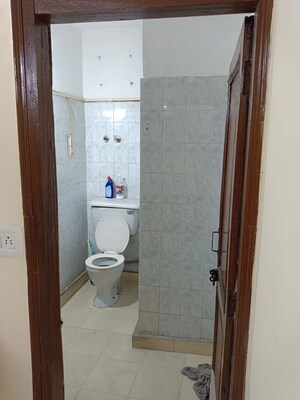 Bathroom in 2 BHK Builder Floor at Lajpat Nagar 4 – for Rent