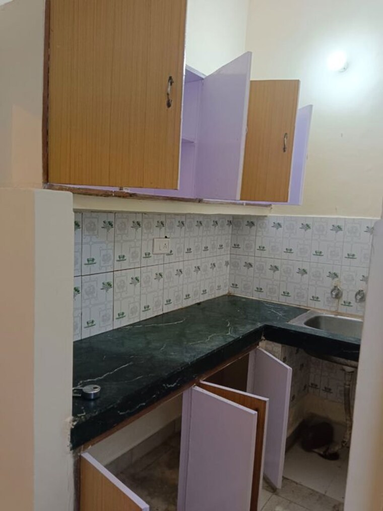Kitchen, lajpat nagar 4 1 Bedroom 564 Sq.Ft. Builder Floor In Lajpat Nagar 4 Delhi 9690240
